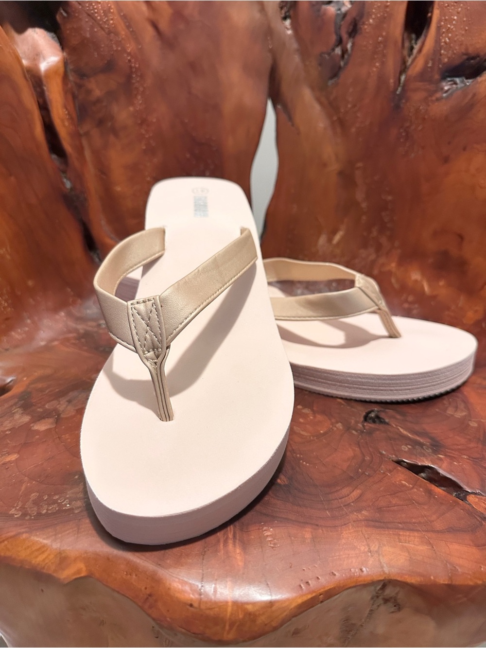NWT 🩴 Women's Champagne 🥂 Wedge Flip-Flop Sandals US size 9 - Picture 5 of 6